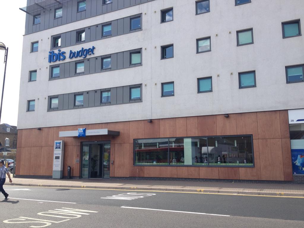 Ibis Budget London Hounslow Hotel Екстериор снимка